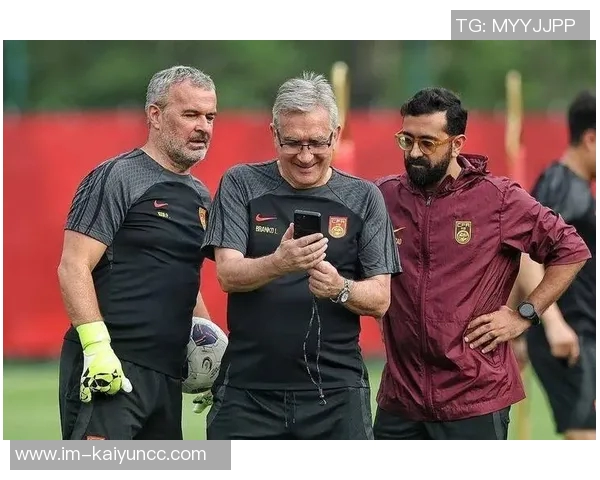 伊万指出国足跑动量不足与战术灵活性缺乏是关键问题